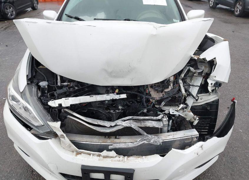 Photo 6 of 2017 Nissan Altima 2.5 S (VIN 1N4AL3AP8HN308787)