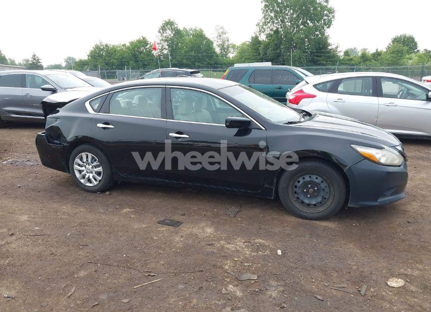 Photo 14 of 2017 Nissan Altima 2.5/2.5 S/2.5 SL/2.5 SR/2.5 SV (VIN 1N4AL3AP8HN313214)