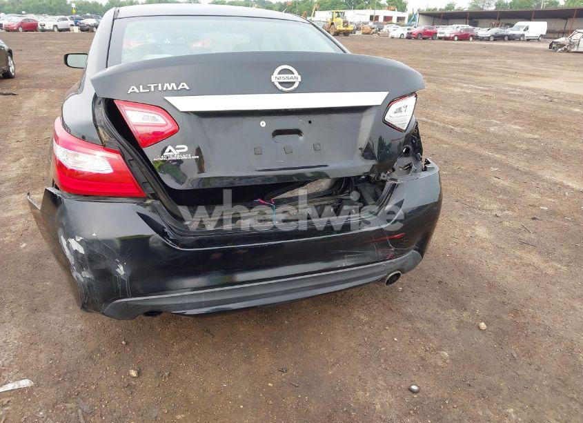 Photo 6 of 2017 Nissan Altima 2.5/2.5 S/2.5 SL/2.5 SR/2.5 SV (VIN 1N4AL3AP8HN313214)