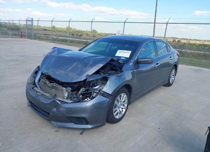 Photo 2 of 2017 Nissan Altima 2.5/2.5 S/2.5 SL/2.5 SR/2.5 SV (VIN 1N4AL3AP8HN314590)