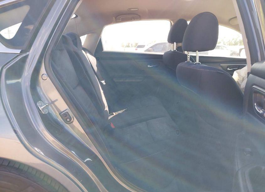 Photo 8 of 2017 Nissan Altima 2.5/2.5 S/2.5 SL/2.5 SR/2.5 SV (VIN 1N4AL3AP8HN314590)