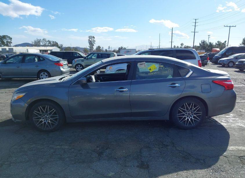 Photo 14 of 2017 Nissan Altima 2.5 S (VIN 1N4AL3AP8HN314766)