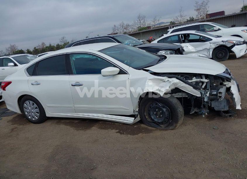 Photo 13 of 2017 Nissan Altima 2.5 S (VIN 1N4AL3AP8HN316310)