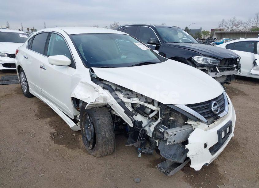 Photo 6 of 2017 Nissan Altima 2.5 S (VIN 1N4AL3AP8HN316310)