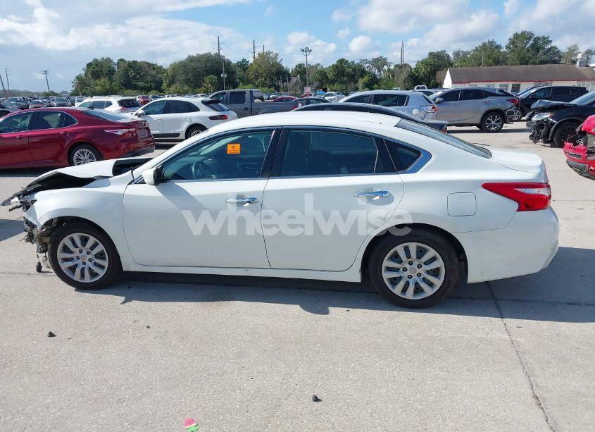 Photo 15 of 2017 Nissan Altima 2.5 S (VIN 1N4AL3AP8HN321524)