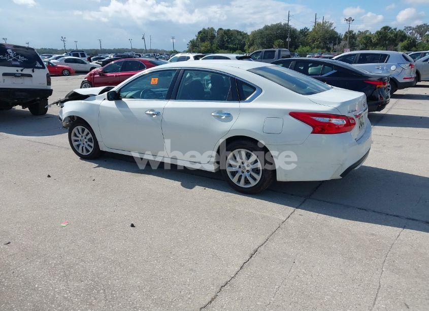 Photo 3 of 2017 Nissan Altima 2.5 S (VIN 1N4AL3AP8HN321524)