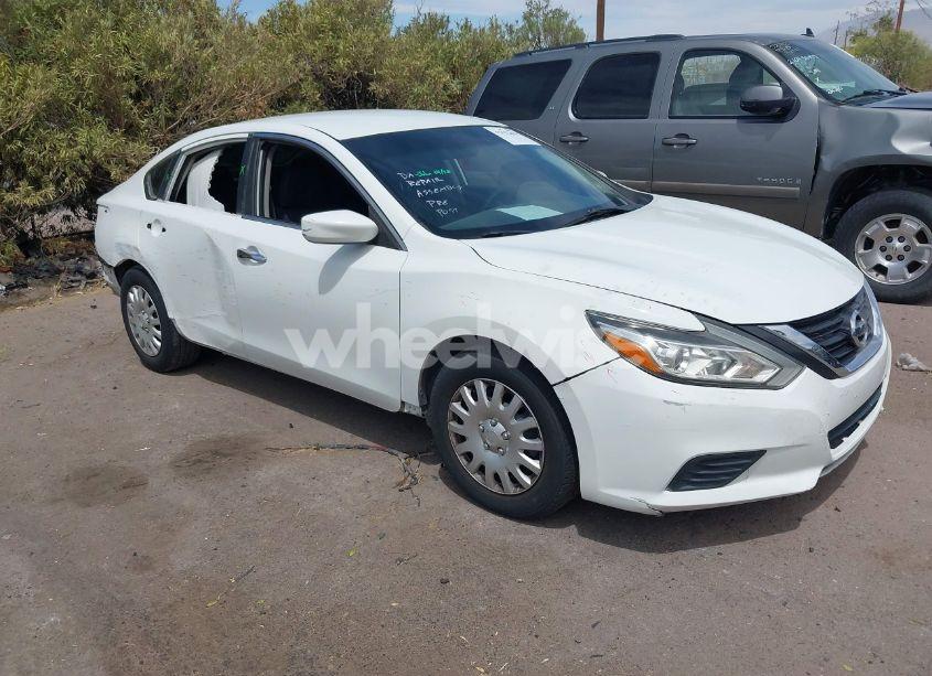2017 Nissan Altima 2.5 S (VIN 1N4AL3AP8HN336881) main photo