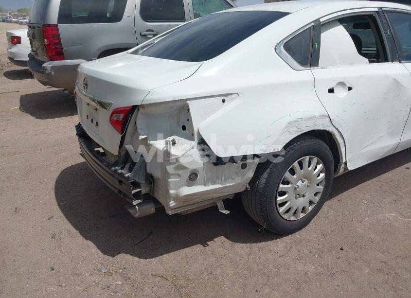 Photo 6 of 2017 Nissan Altima 2.5 S (VIN 1N4AL3AP8HN336881)