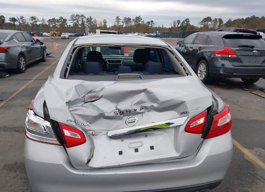 Photo 6 of 2017 Nissan Altima 2.5 S (VIN 1N4AL3AP8HN340798)