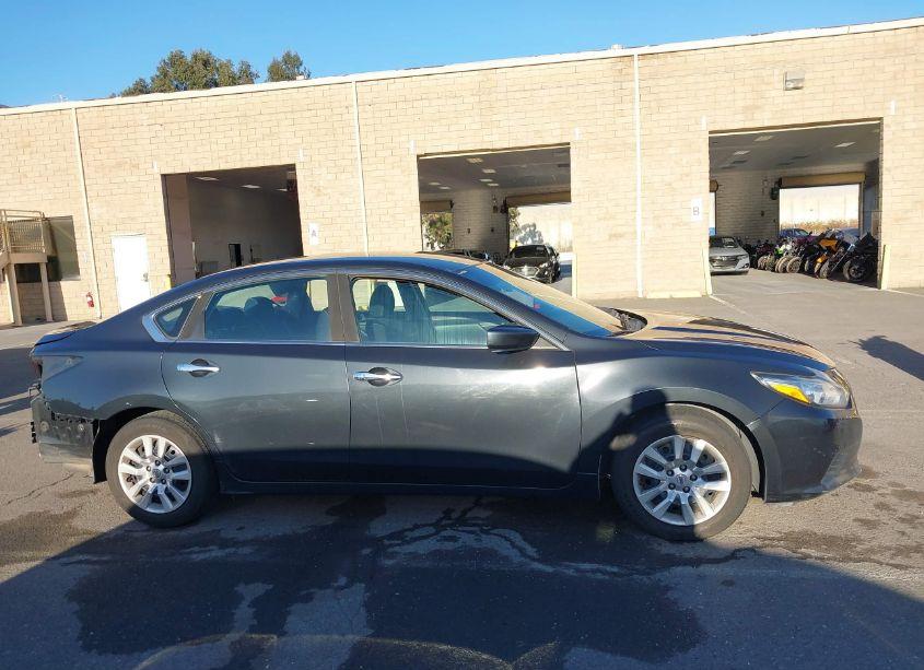 Photo 14 of 2017 Nissan Altima 2.5 S (VIN 1N4AL3AP8HN346861)