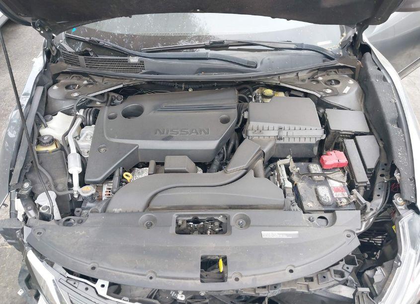 Photo 10 of 2017 Nissan Altima 2.5 S (VIN 1N4AL3AP8HN347377)