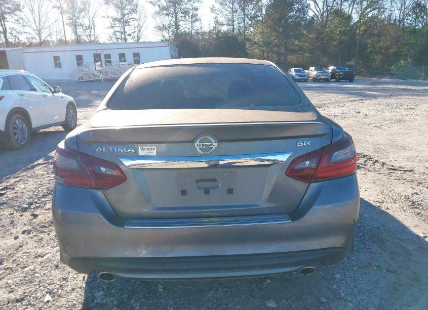 Photo 16 of 2017 Nissan Altima 2.5 SR (VIN 1N4AL3AP8HN353356)