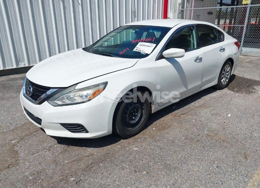 Photo 2 of 2017 Nissan Altima 2.5 S (VIN 1N4AL3AP8HN353759)