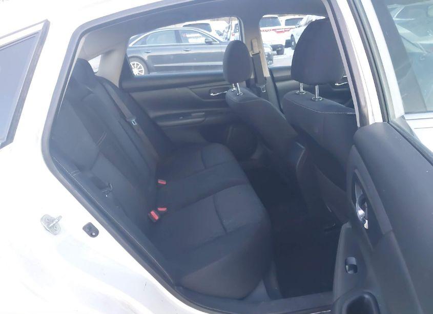 Photo 8 of 2017 Nissan Altima 2.5 S (VIN 1N4AL3AP8HN363028)