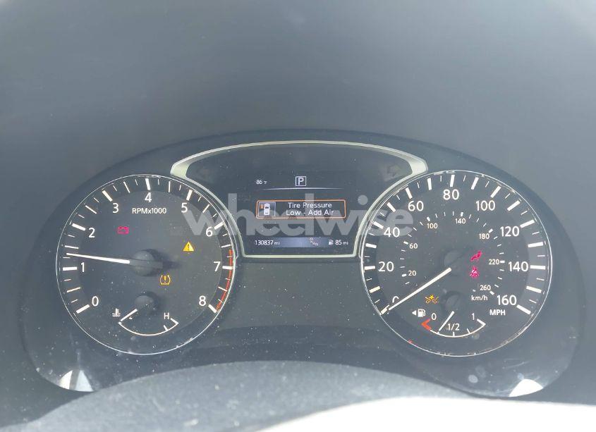 Photo 7 of 2018 Nissan Altima 2.5 SV (VIN 1N4AL3AP8JC113841)