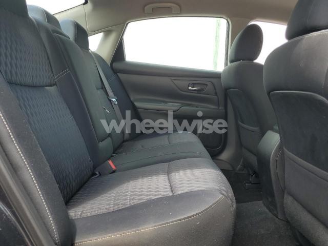 2018 NISSAN ALTIMA 2.5 (VIN 1N4AL3AP8JC126153) main photo