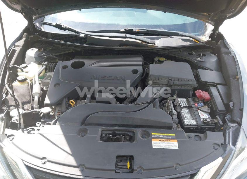 Photo 10 of 2018 Nissan Altima 2.5/S/SV/SL/SR (VIN 1N4AL3AP8JC135127)