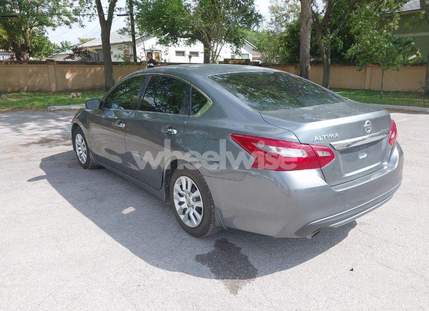 Photo 3 of 2018 Nissan Altima 2.5/S/SV/SL/SR (VIN 1N4AL3AP8JC135127)