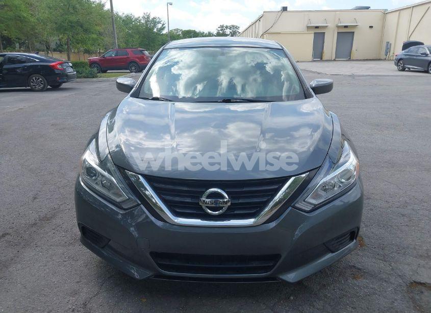 Photo 6 of 2018 Nissan Altima 2.5/S/SV/SL/SR (VIN 1N4AL3AP8JC135127)