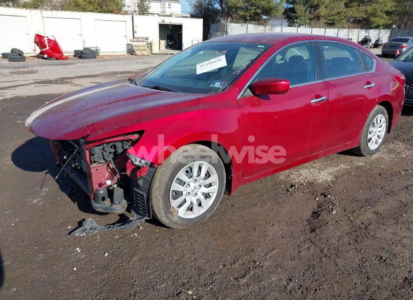 Photo 2 of 2018 Nissan Altima 2.5 S (VIN 1N4AL3AP8JC135533)