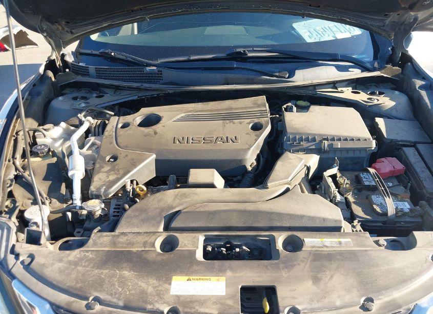 Photo 10 of 2018 Nissan Altima 2.5 S (VIN 1N4AL3AP8JC138707)