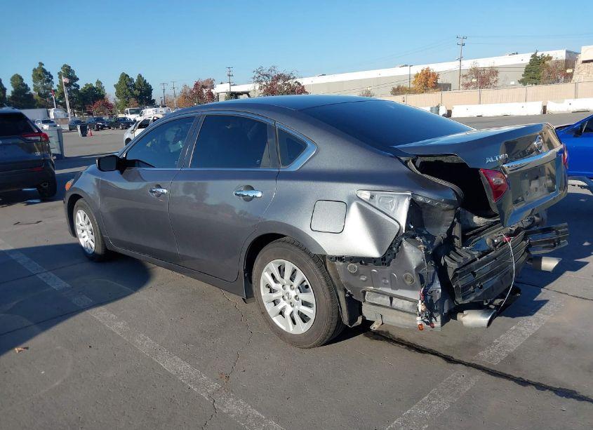 Photo 3 of 2018 Nissan Altima 2.5 S (VIN 1N4AL3AP8JC138707)