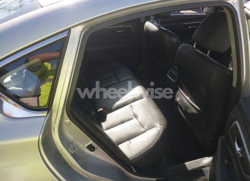 Photo 8 of 2018 Nissan Altima 2.5 SL (VIN 1N4AL3AP8JC154079)