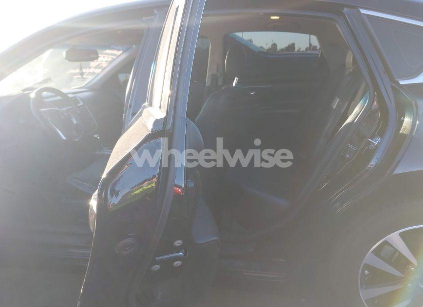 Photo 8 of 2018 Nissan Altima 2.5 SL (VIN 1N4AL3AP8JC154938)