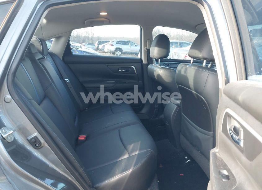 Photo 8 of 2018 Nissan Altima 2.5 SR (VIN 1N4AL3AP8JC156981)