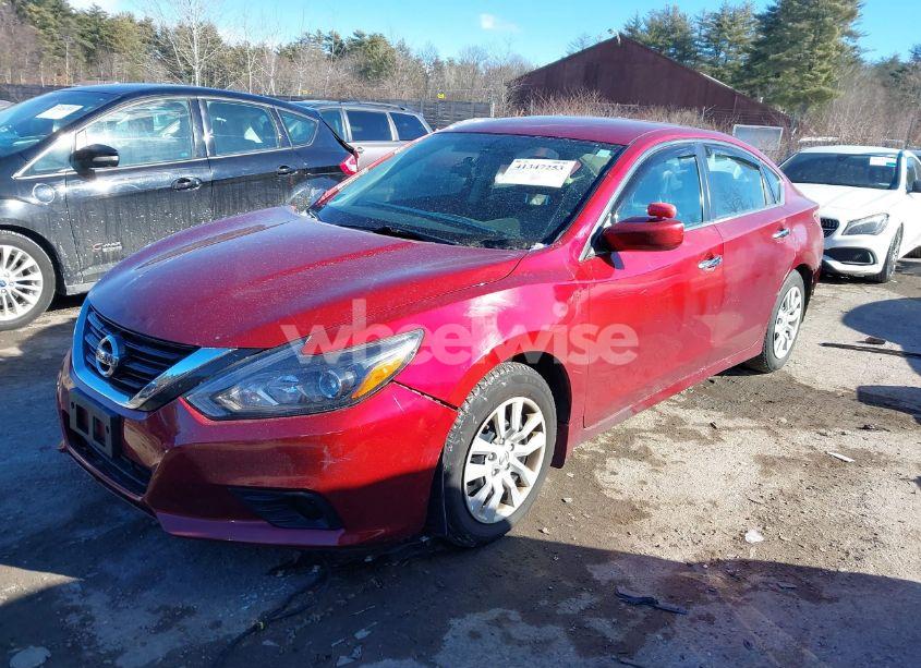 Photo 2 of 2018 Nissan Altima 2.5 S (VIN 1N4AL3AP8JC158875)