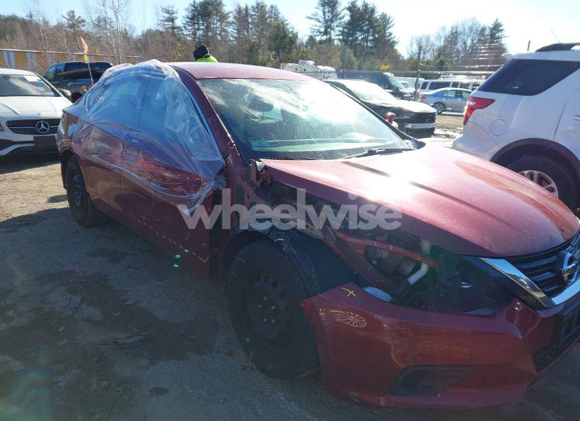 Photo 6 of 2018 Nissan Altima 2.5 S (VIN 1N4AL3AP8JC158875)