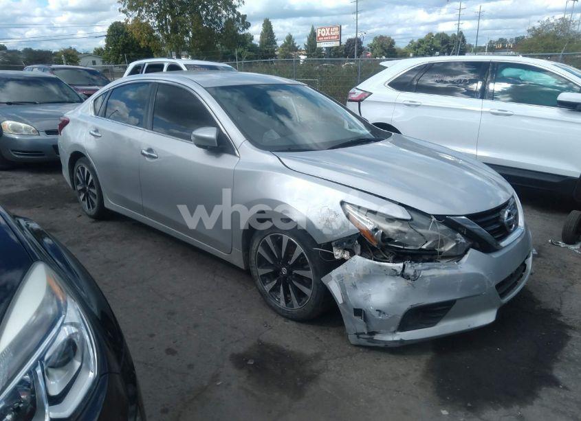 2018 Nissan Altima 2.5 SL (VIN 1N4AL3AP8JC165874) main photo