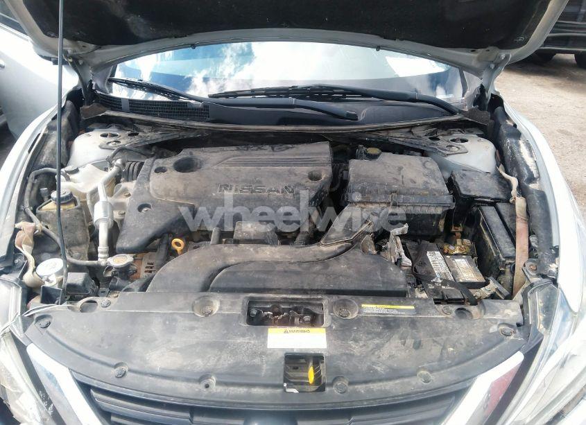 Photo 10 of 2018 Nissan Altima 2.5 SL (VIN 1N4AL3AP8JC165874)