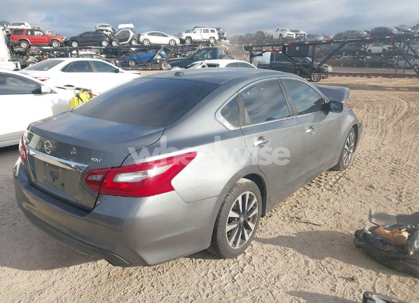 Photo 4 of 2018 Nissan Altima 2.5 SV (VIN 1N4AL3AP8JC168371)