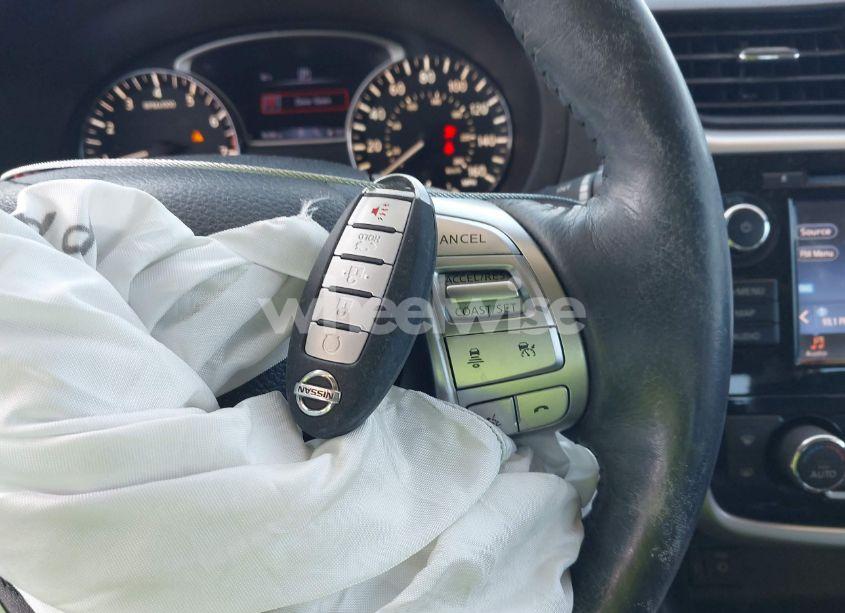 Photo 11 of 2018 Nissan Altima 2.5 SL (VIN 1N4AL3AP8JC176809)