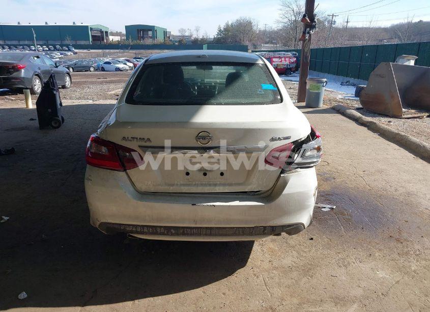 Photo 16 of 2018 Nissan Altima 2.5 SV (VIN 1N4AL3AP8JC177121)
