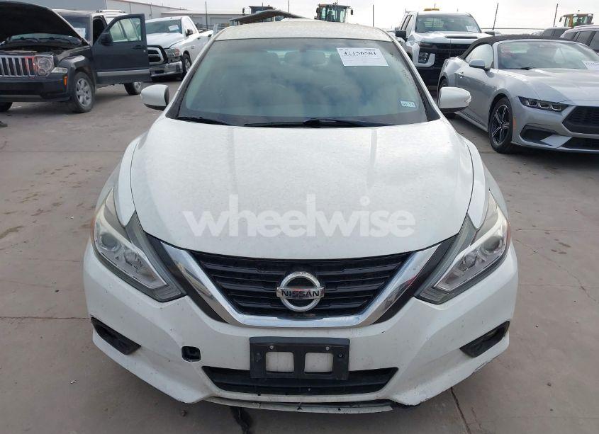 Photo 12 of 2018 Nissan Altima 2.5 SL (VIN 1N4AL3AP8JC180648)