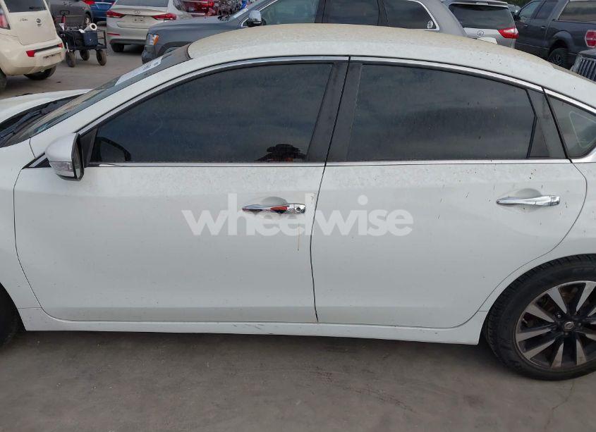 Photo 14 of 2018 Nissan Altima 2.5 SL (VIN 1N4AL3AP8JC180648)