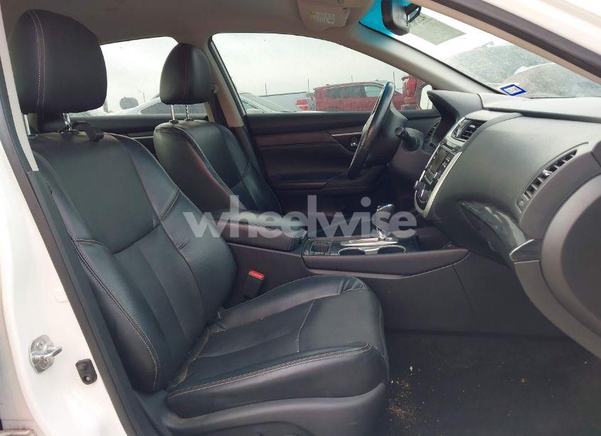 Photo 5 of 2018 Nissan Altima 2.5 SL (VIN 1N4AL3AP8JC180648)