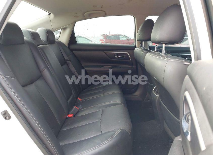 Photo 8 of 2018 Nissan Altima 2.5 SL (VIN 1N4AL3AP8JC180648)