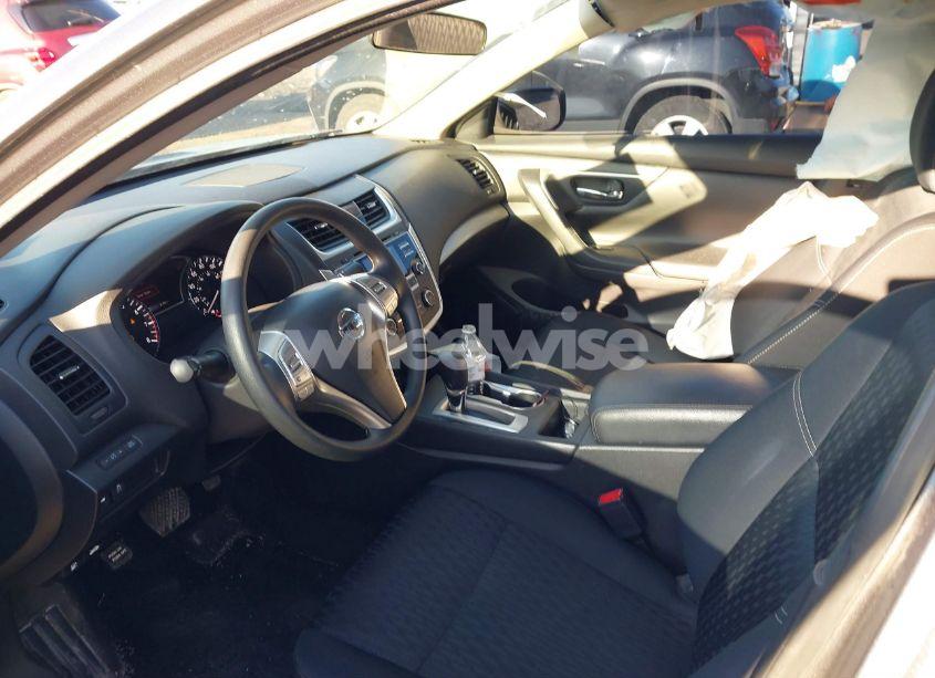 Photo 5 of 2018 Nissan Altima 2.5 S (VIN 1N4AL3AP8JC182321)