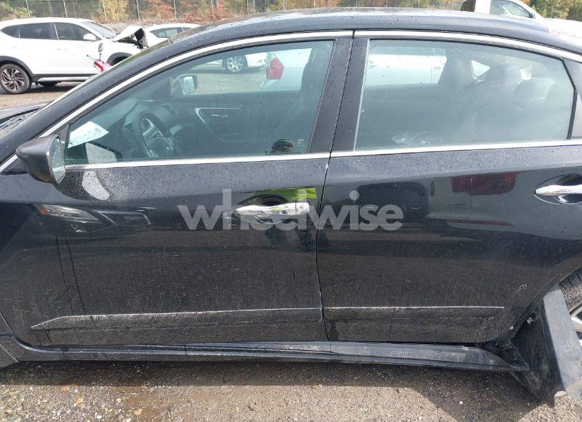 Photo 14 of 2018 Nissan Altima 2.5 S (VIN 1N4AL3AP8JC186000)