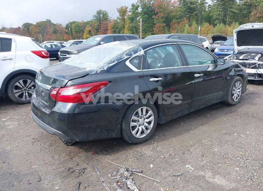 Photo 4 of 2018 Nissan Altima 2.5 S (VIN 1N4AL3AP8JC186000)