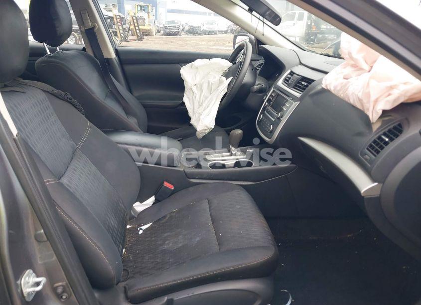 Photo 5 of 2018 Nissan Altima 2.5 S (VIN 1N4AL3AP8JC187681)