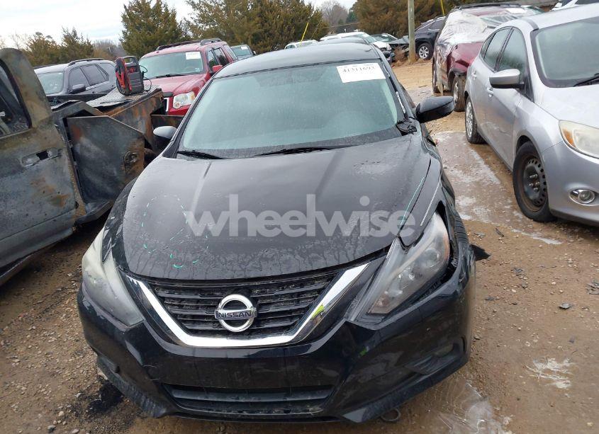 Photo 12 of 2018 Nissan Altima 2.5 SR (VIN 1N4AL3AP8JC187910)