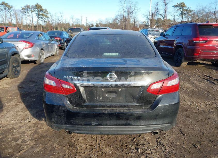 Photo 16 of 2018 Nissan Altima 2.5 S (VIN 1N4AL3AP8JC193352)