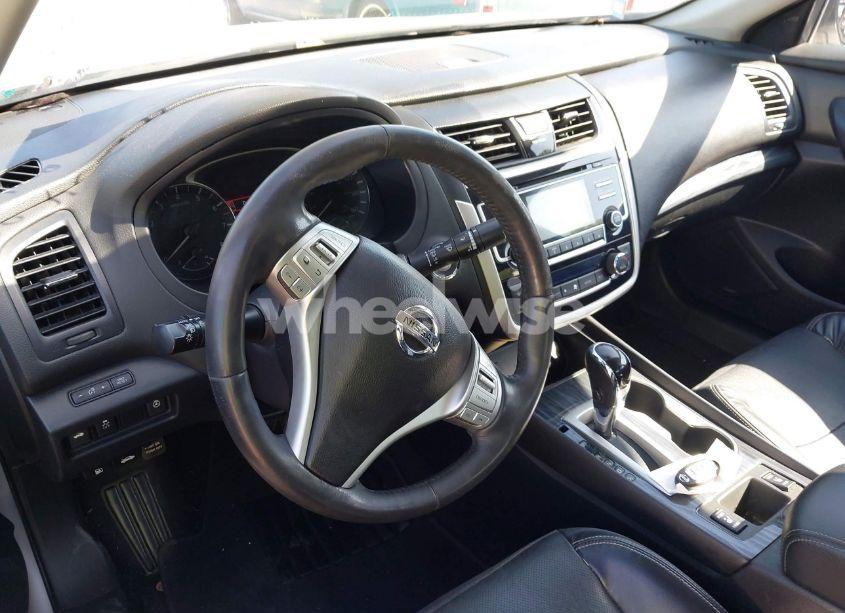 Photo 18 of 2018 Nissan Altima 2.5 SL (VIN 1N4AL3AP8JC194887)