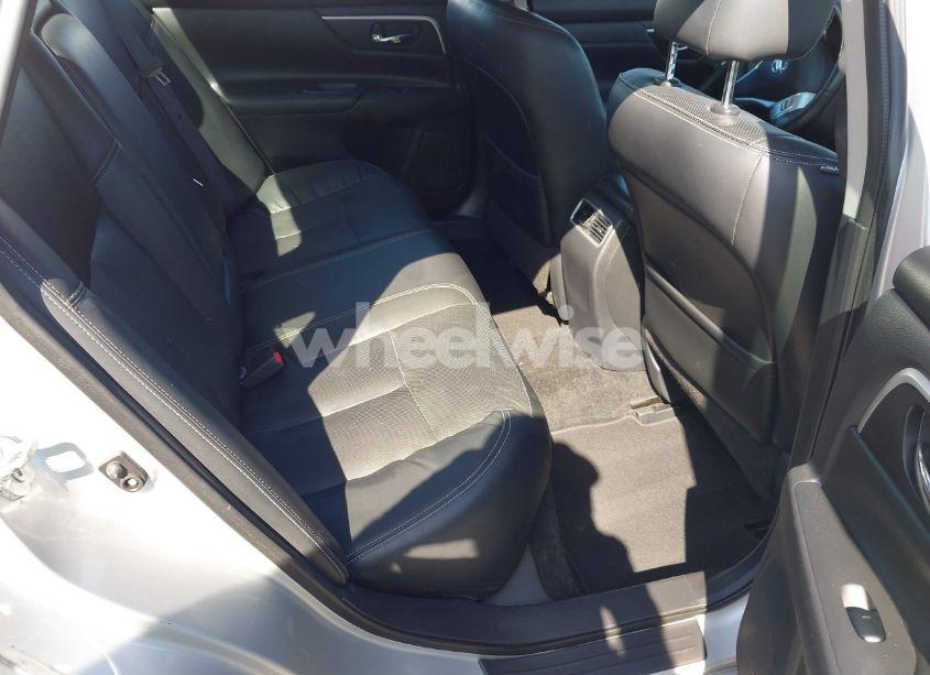 Photo 8 of 2018 Nissan Altima 2.5 SL (VIN 1N4AL3AP8JC194887)