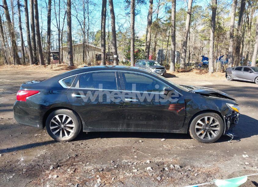 Photo 14 of 2018 Nissan Altima 2.5 SV (VIN 1N4AL3AP8JC202440)