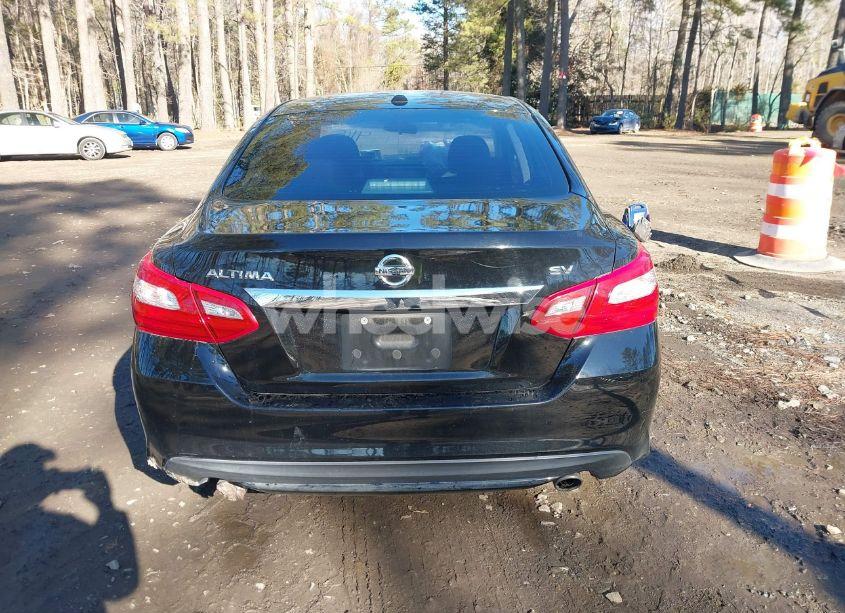 Photo 17 of 2018 Nissan Altima 2.5 SV (VIN 1N4AL3AP8JC202440)